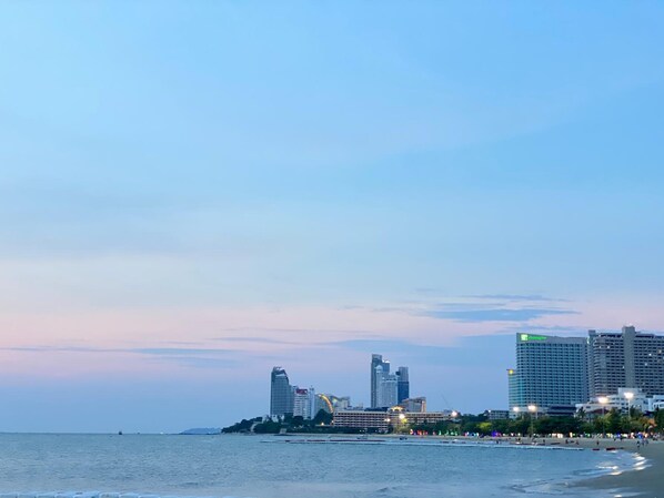 ใกล้ชายหาด