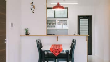 Casa estándar | Servicio de comidas en la habitación
