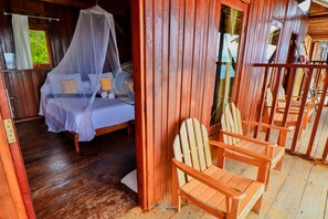 Rollaway beds, bed sheets - HamuEco Dive Resort Raja Ampat (Waisai)