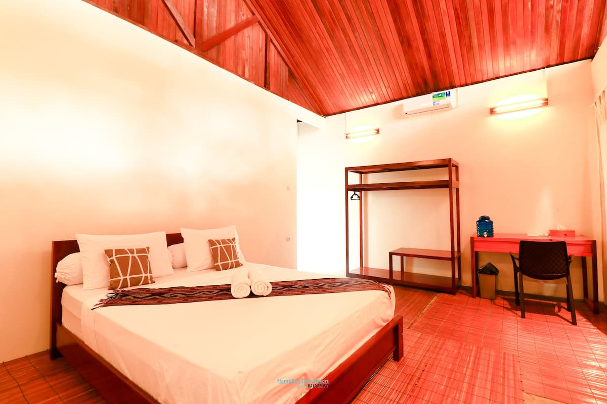 Comfort villa, 1 queensize bed, uitzicht op strand | Extra bedden, beddengoed