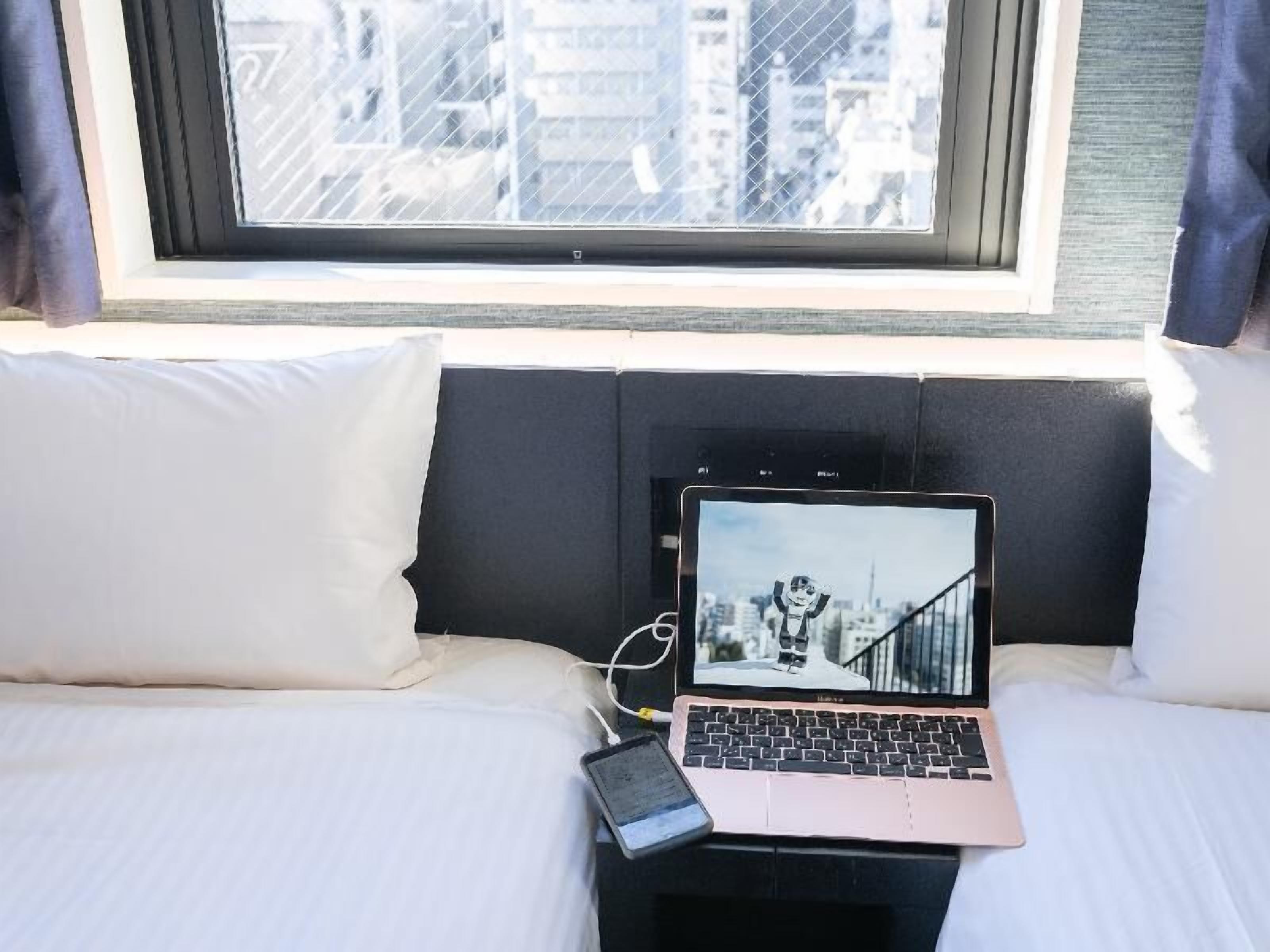 In-room safe, desk, laptop workspace, blackout drapes