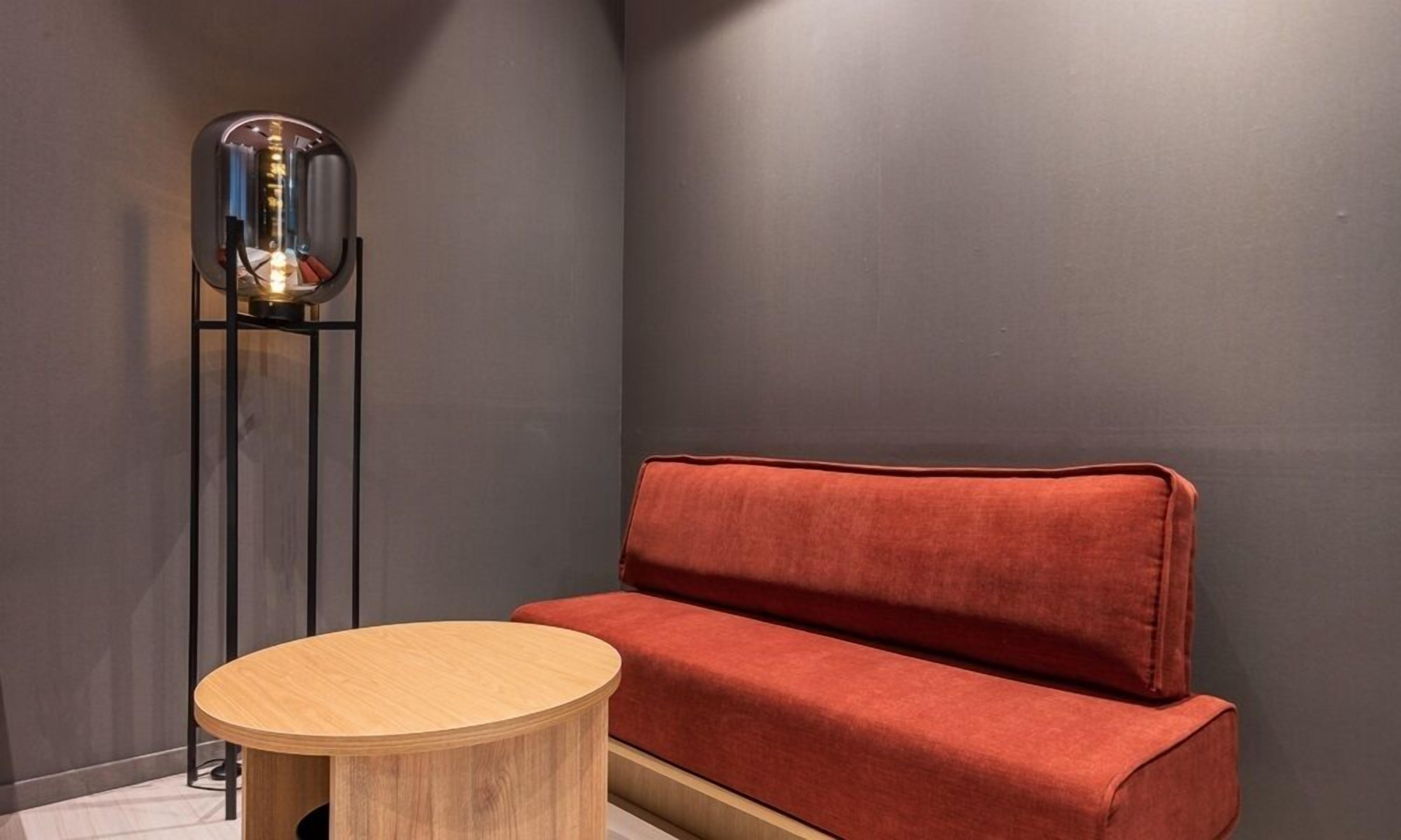 new building a - luxury | down duvets, memory-foam beds, individually decorated