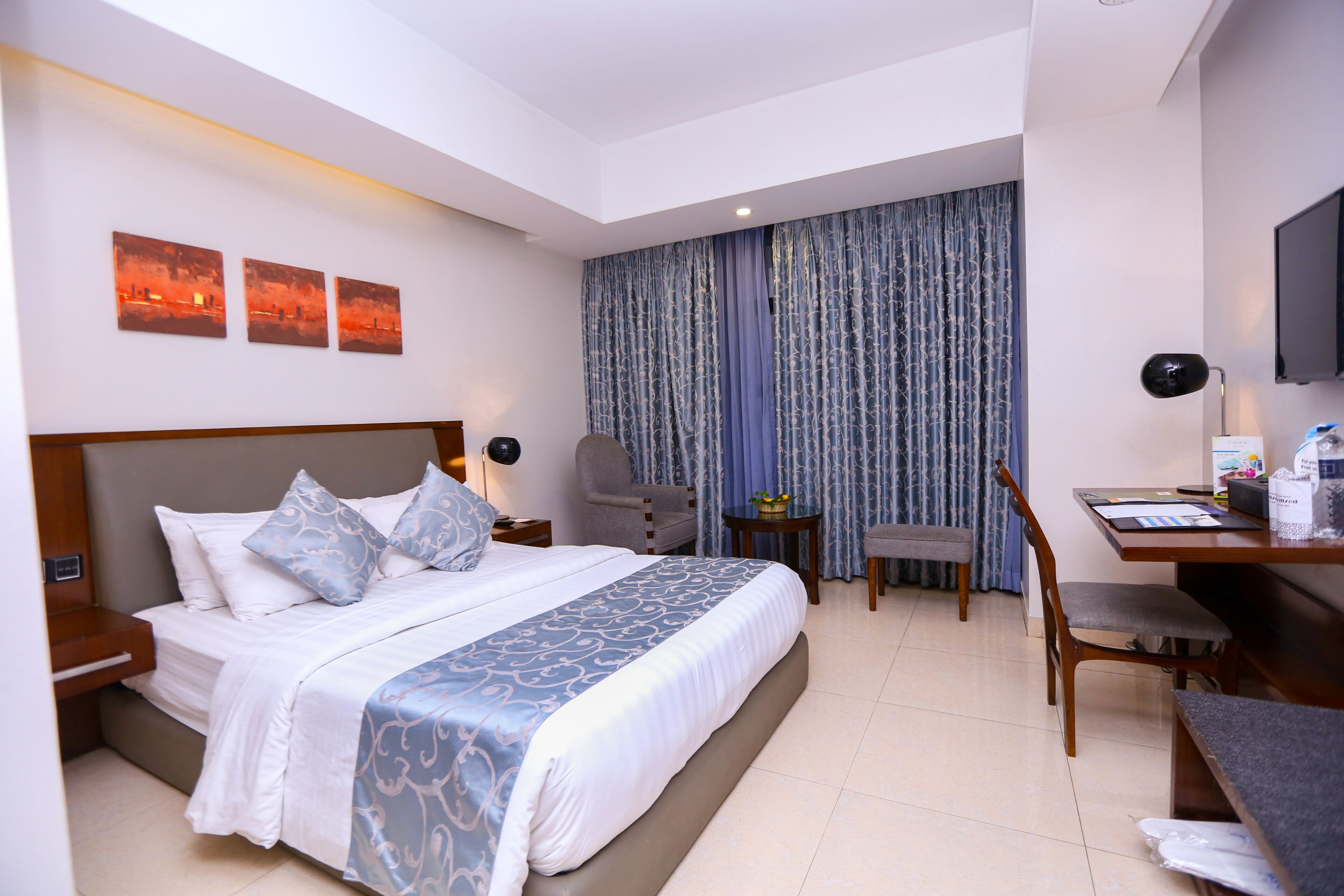 Family Suite, 2 Bedrooms, Connecting Rooms | Premium bedding, pillow-top beds, minibar, in-room safe