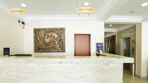 Quầy tiếp tân