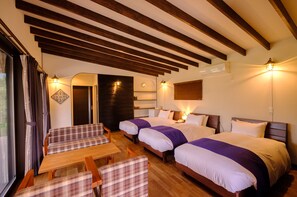 In-room safe, individually decorated, blackout drapes, free WiFi - The Sense of Wonder Holistic Glamping (Yufu)