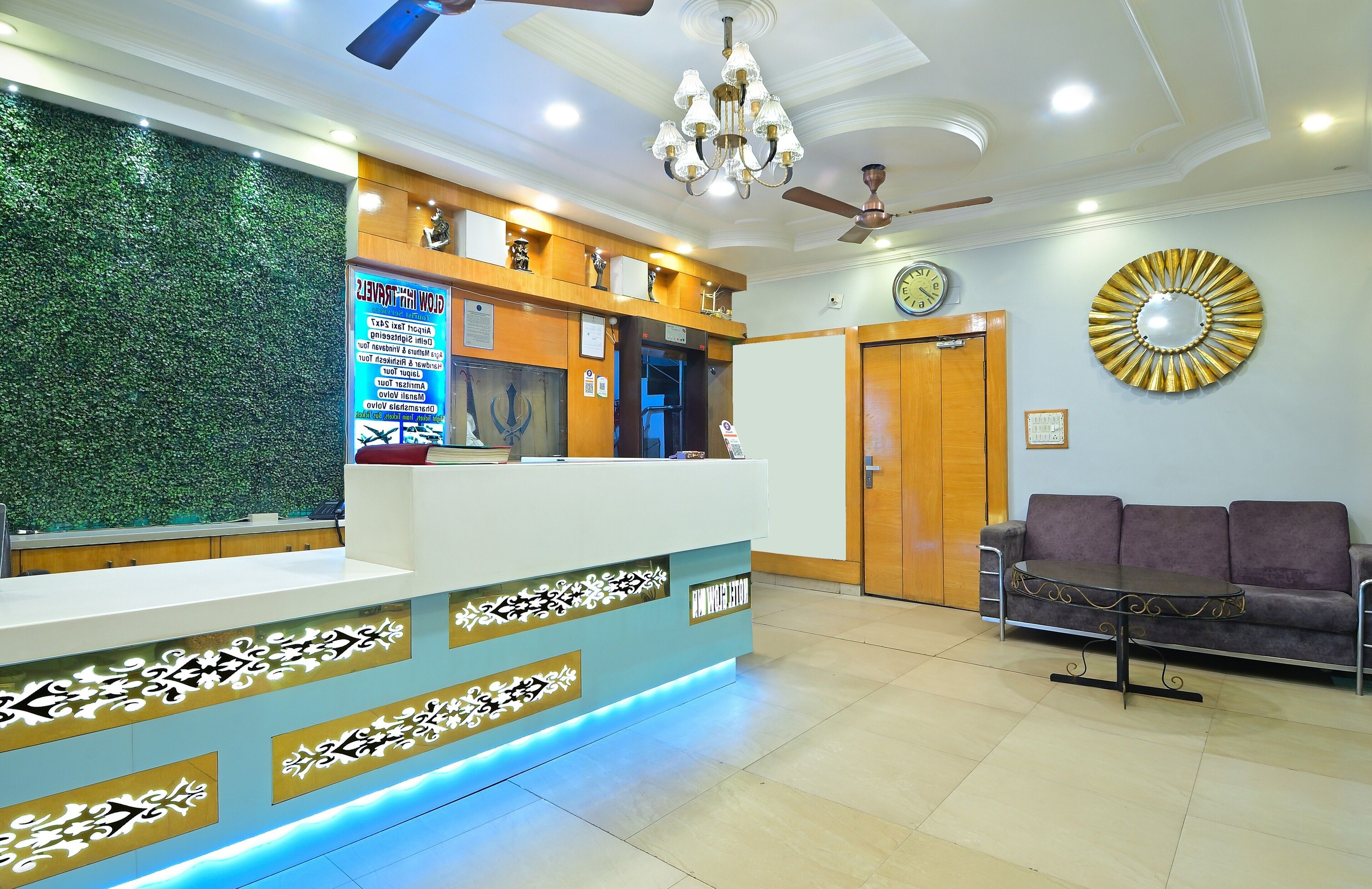 Foto - Hotel Glow Inn Paharganj-3 Mins Walk From New Delhi Railway Station