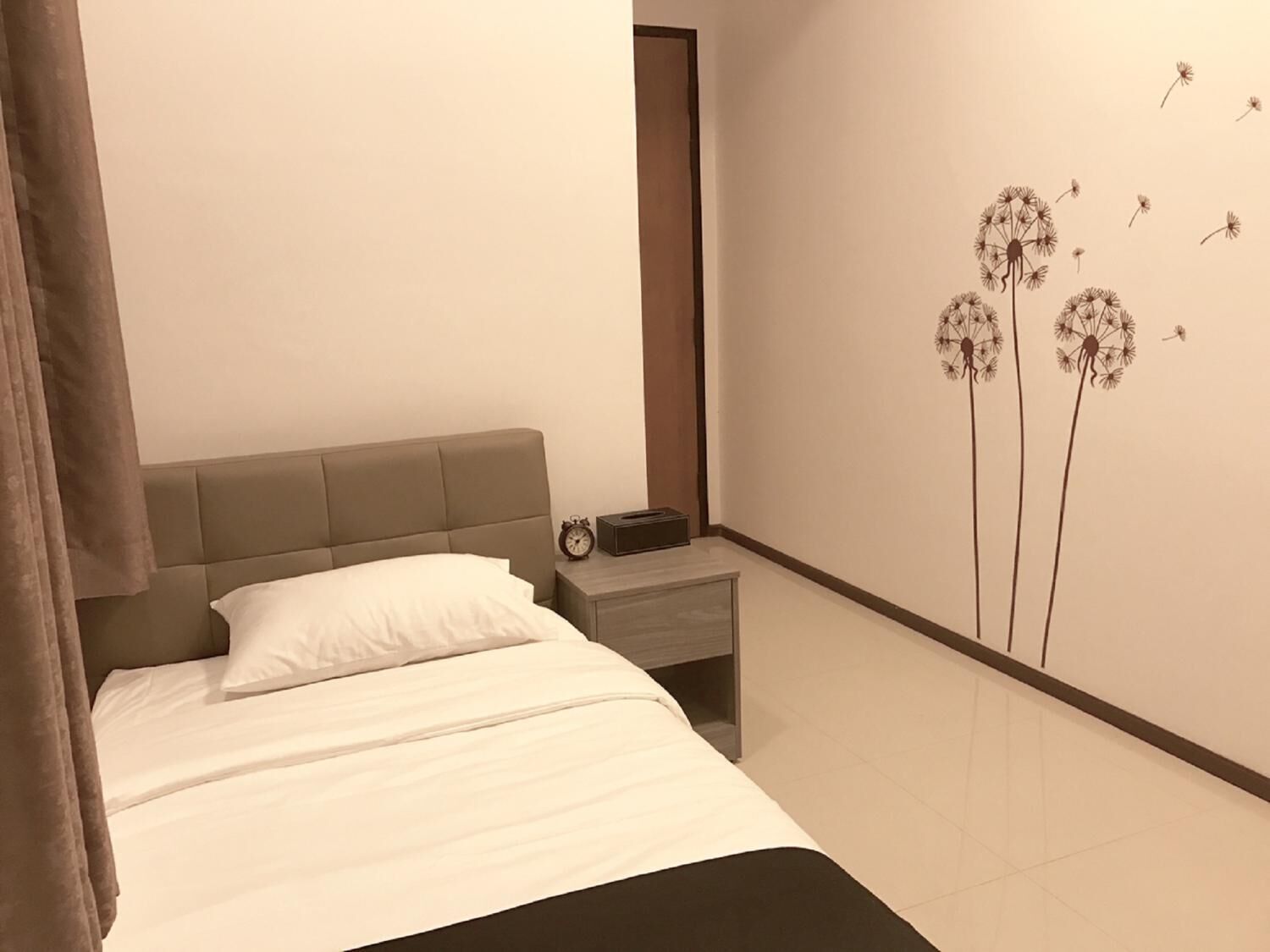 minibar, in-room safe, desk, free wifi