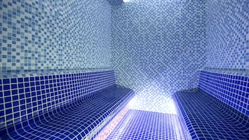 Sauna, hot tub, steam room, Thai massages, massages