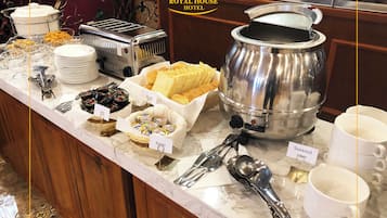 Daily buffet breakfast (USD 10 per person)