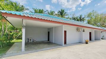 Kamar Deluks | Teras/patio
