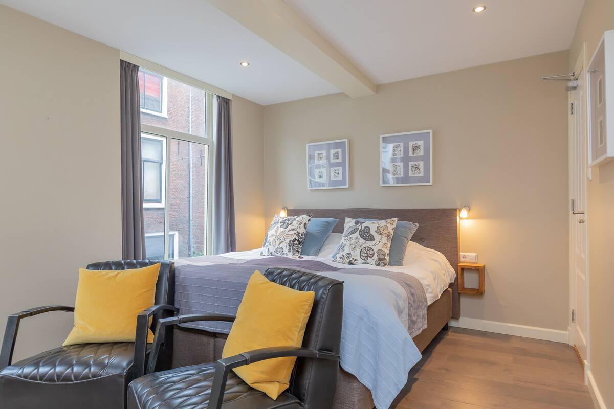 Deluxe Double Room, City View | Premium bedding, minibar, in-room safe, desk