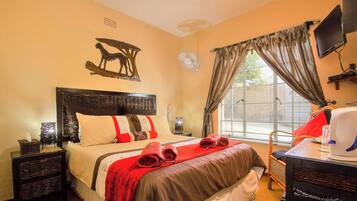 In-room safe, desk, iron/ironing board, free WiFi