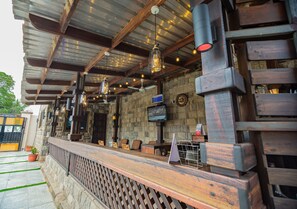 Bar (in der Unterkunft)