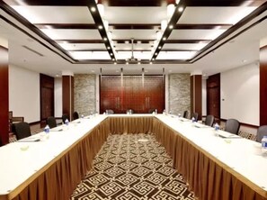 Meeting facility - High Mountain Resort Deqin (Deqin)