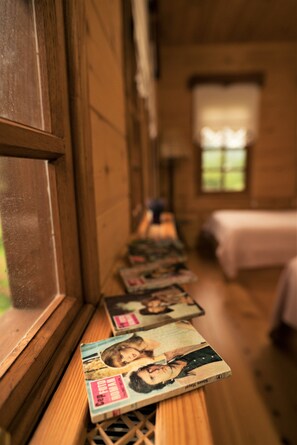 Sviitti, jaettu kylpyhuone, vuoristonäköala | Pimennysverhot, silitysrauta/-lauta, ilmainen Wi-Fi