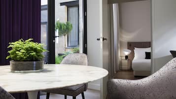 Suite (Prestige) | In-room safe, blackout curtains, iron/ironing board, free WiFi