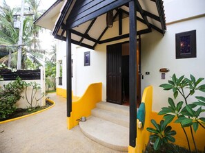 Interior entrance - 3 Bedroom Bay View Villa Koh Phangan SDV234-By Samui Dream Villas  (Ko Pha-ngan)