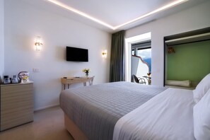 Camera Deluxe Design Vista Mare | Premium bedding, minibar, desk, laptop workspace - Garden Ravello (Ravello)