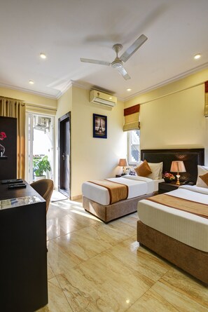 豪華雙人房, 1 張標準雙人床 | 1 間睡房、書桌、免費 Wi-Fi、床單