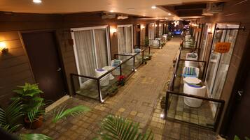 Habitación de lujo, 1 cama King size | Balcón