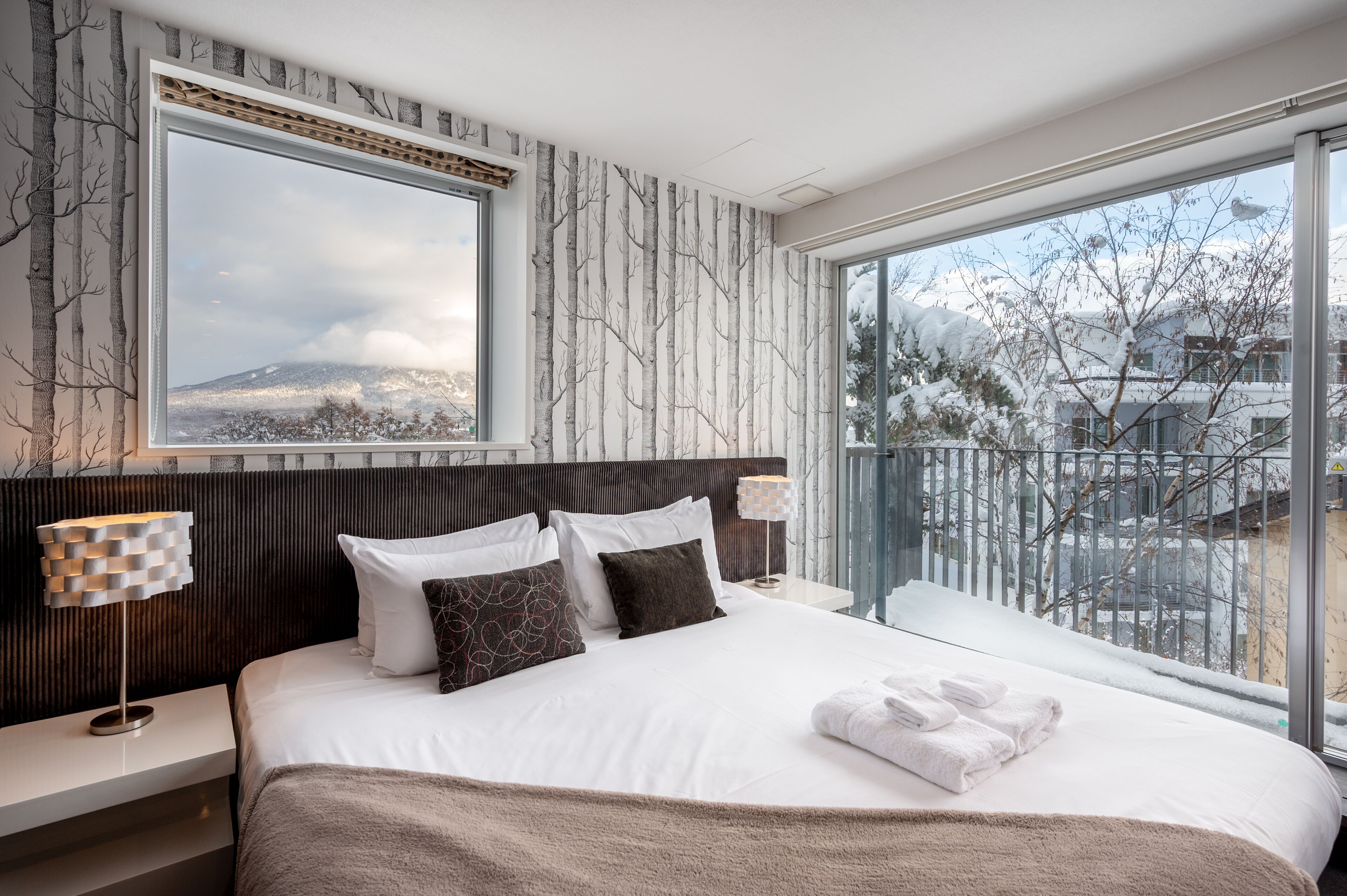 In-room safe, individually furnished, desk, soundproofing