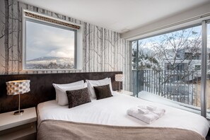 Studio | Coffres-forts dans les chambres, ameublement personnalisé, bureau