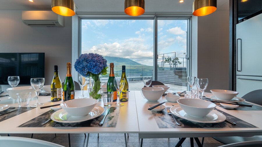 Kira Kira Suites by H2 Life