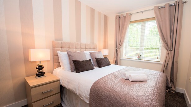 Unclassified image, 1 of 13, button - Elmcroft Court Serviced Apartments (Crawley)