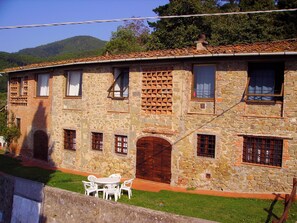 Exterior - Fattoria Gambaro di Petrognano (Capannori)