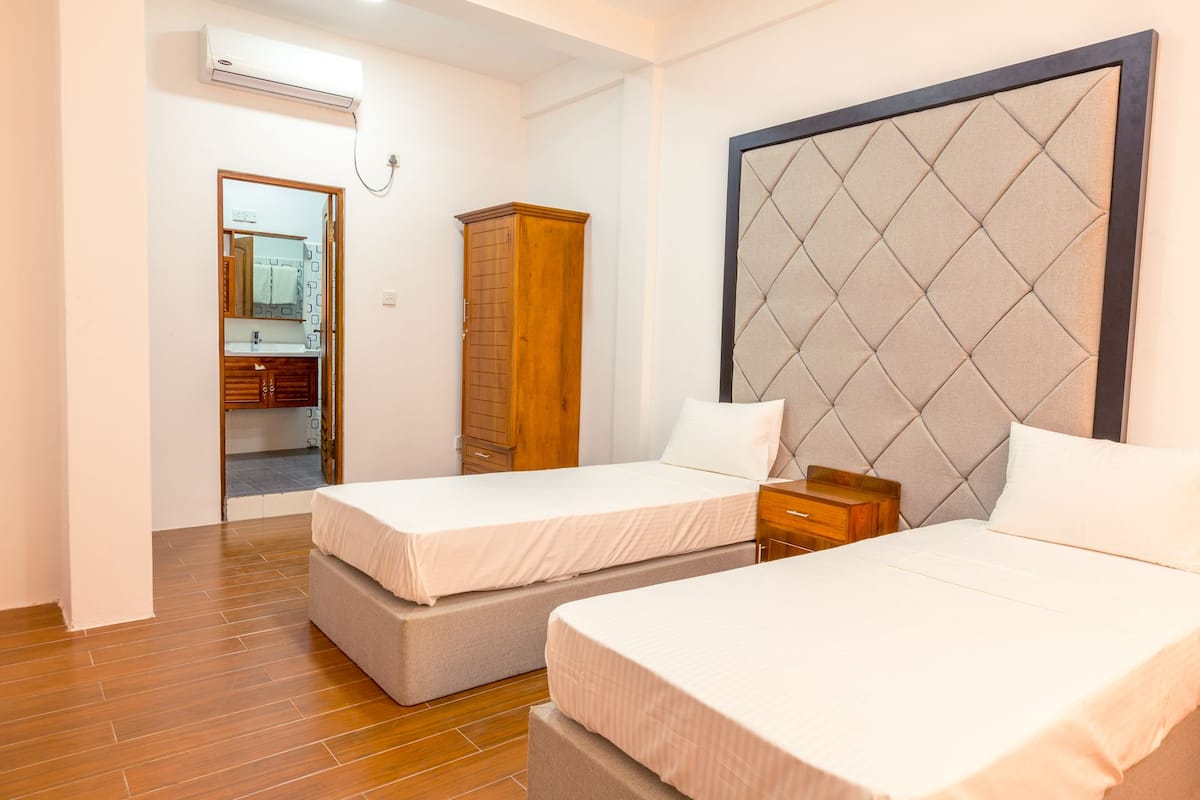 Deluxe Double Room | Peti besi dalam bilik, kalis bunyi, seterika/papan seterika