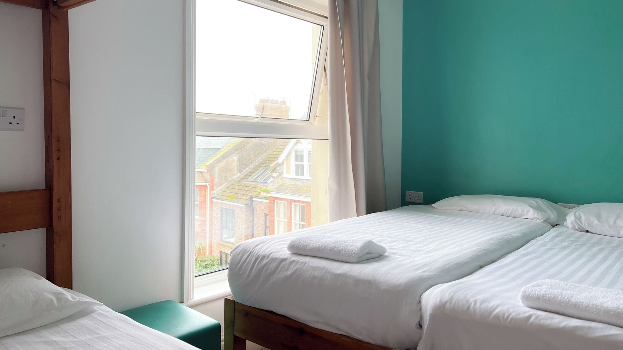 Standard Quadruple Room | Iron/ironing board, free WiFi, bed sheets