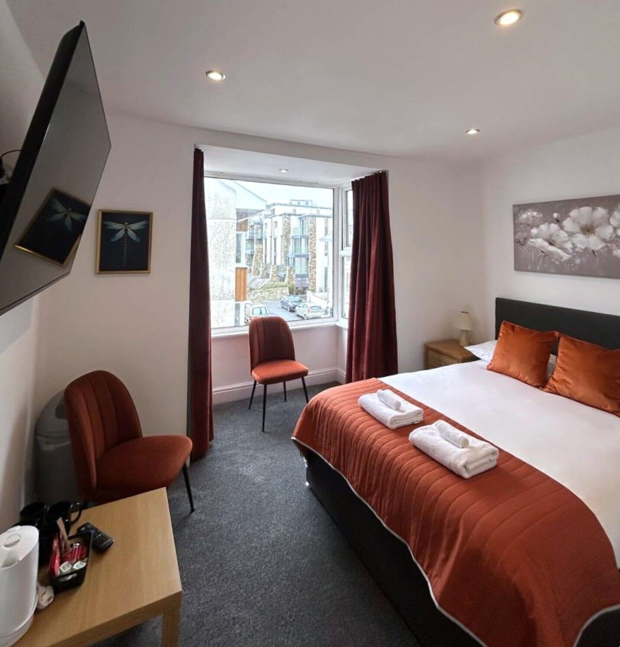 Two Bedroom Apartment | City view