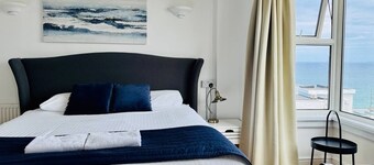 Reef Lodge