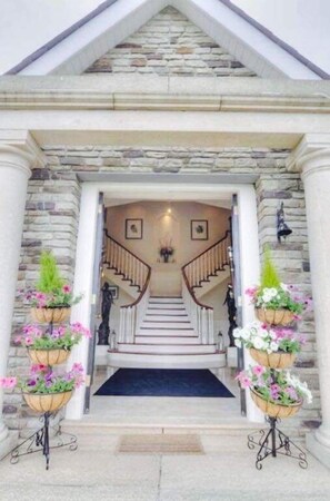 Entrée de l’hébergement
