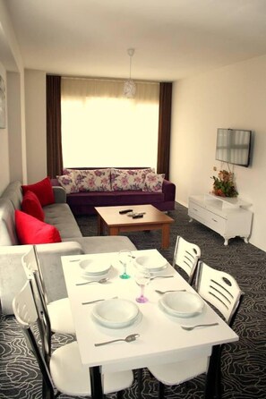 Apartment | Living room