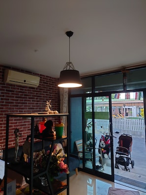 Reception - Baan der Bruyn (Pattaya)