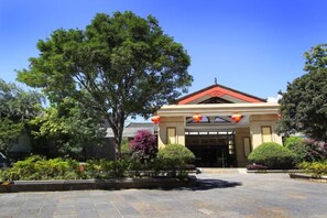 Ảnh chưa phân loại, 3 trong số 64 ảnh, nút