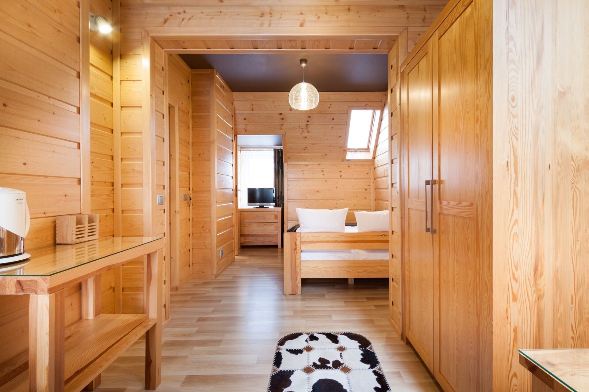Standard Triple Room, Private Bathroom, Mountain View | Premium bedding, iron/ironing board, free WiFi, bed sheets