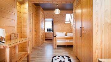 Standard Triple Room, Private Bathroom, Mountain View | Premium bedding, iron/ironing board, free WiFi, bed sheets