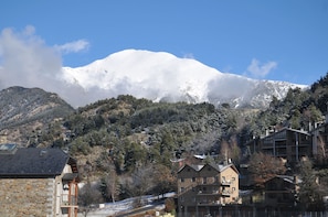 Kahden hengen standard-huone, parveke, vuoristonäköala | Näkymä vuoristoon