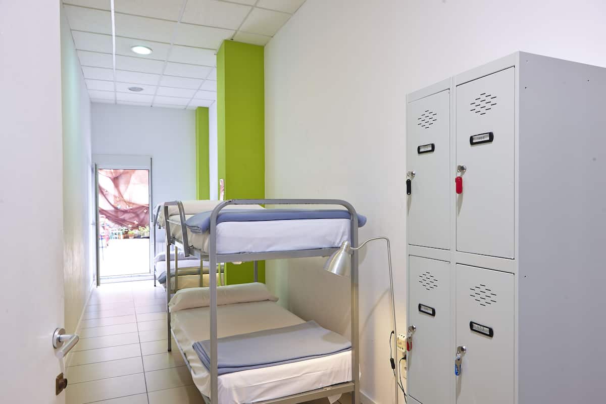 Shared Dormitory, Mixed Dorm (6 people) | In-room safe, soundproofing, iron/ironing board (on request)