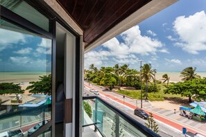 Deluxe Double Room | Balcony view - João Pessoa Hplus Beach (João Pessoa)