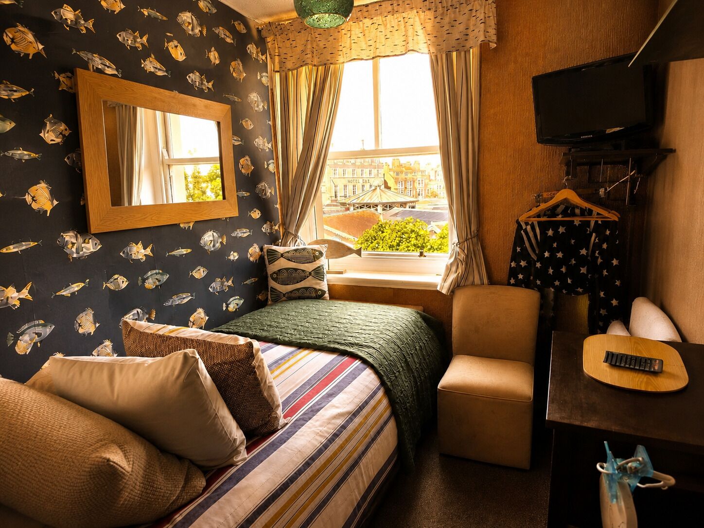Single Room, Ensuite (Room 4, 2nd Floor)