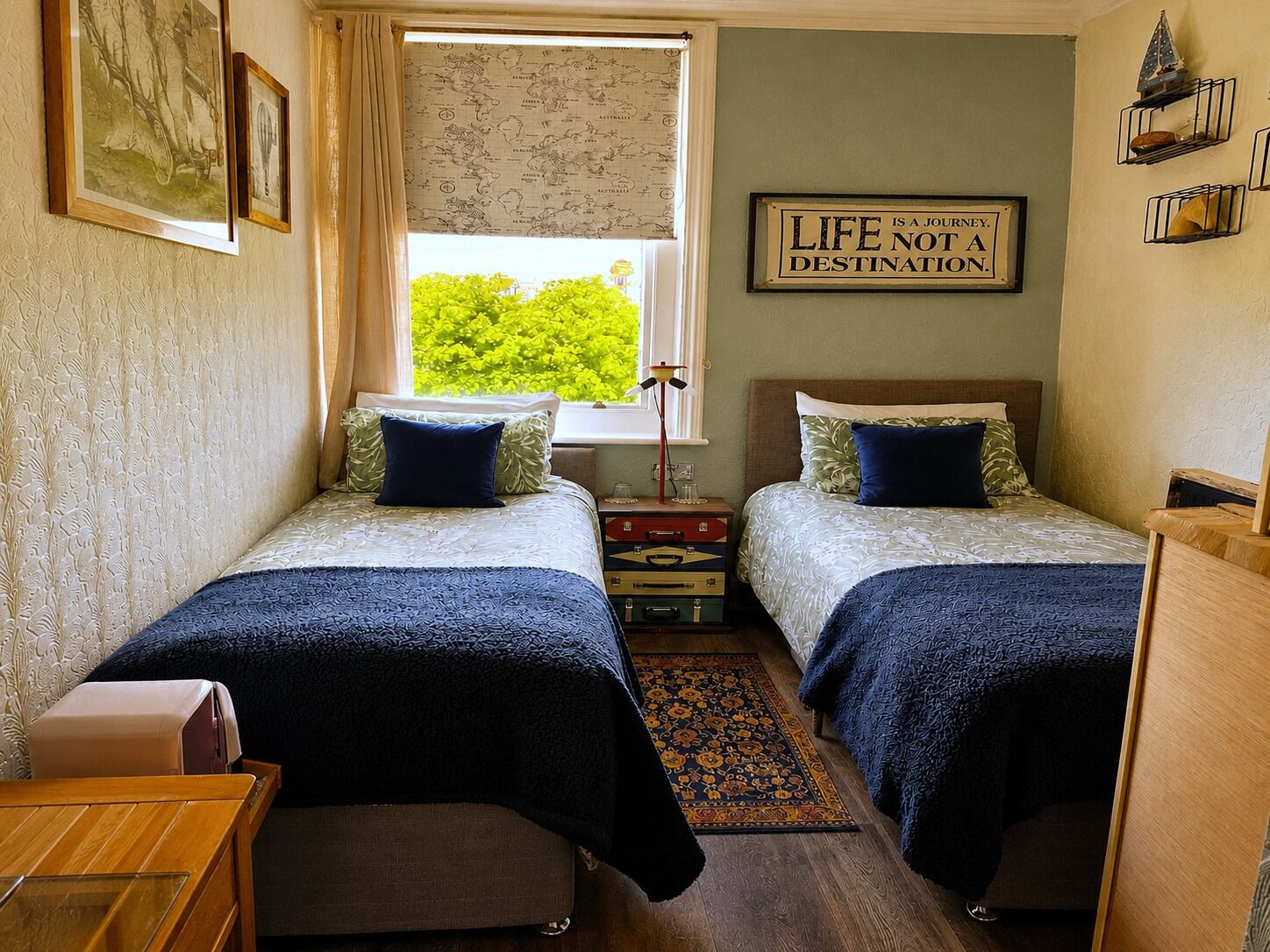Zweibettzimmer, eigenes Bad (Room 1,  1st Floor)