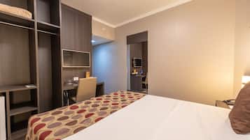 Phòng đôi (Class com Ar Condicionado) | 1 phòng ngủ, minibar, bàn, màn/rèm cản sáng