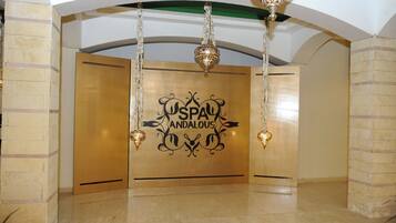 Sauna, steam room, Turkish bath/hammam, body treatments, facials
