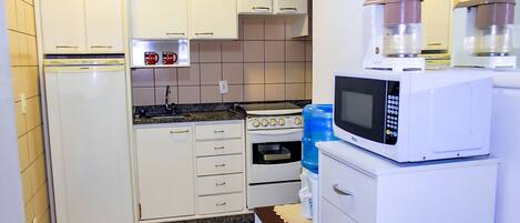 Onda Mansa | Cuisine privée | Grand réfrigérateur, micro-ondes, four, plaque de cuisson