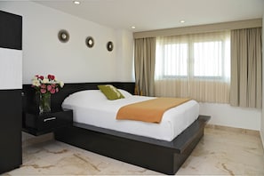 Loft, baño privado (Luxury 2 Bedroom Loft) | Decoración individual y mobiliario individual