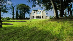 Property grounds - Duntinney House (Portsalon)