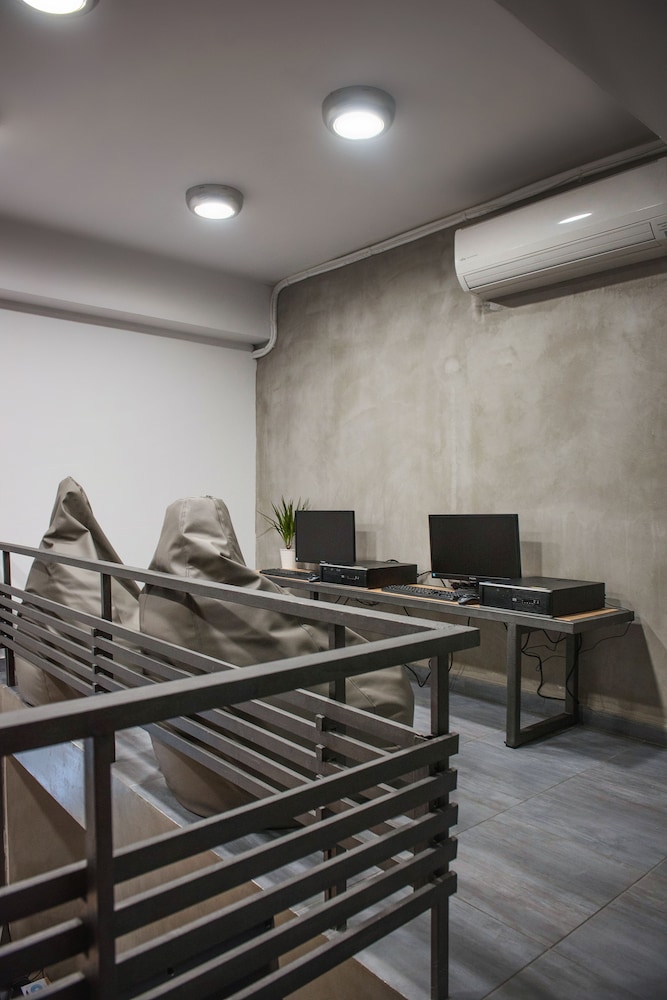 Bedbox Athens by null